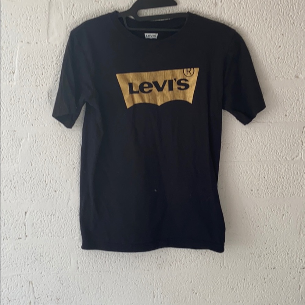 KIDS Levi’s t-shirt